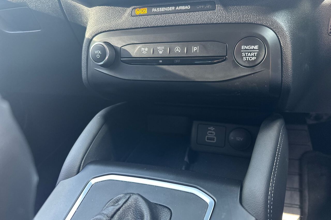 FORD FOCUS, , hi-res