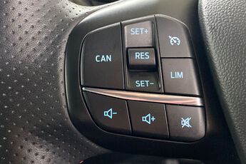 FORD FIESTA, , hi-res