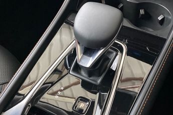 MG MOTOR UK HS, , hi-res