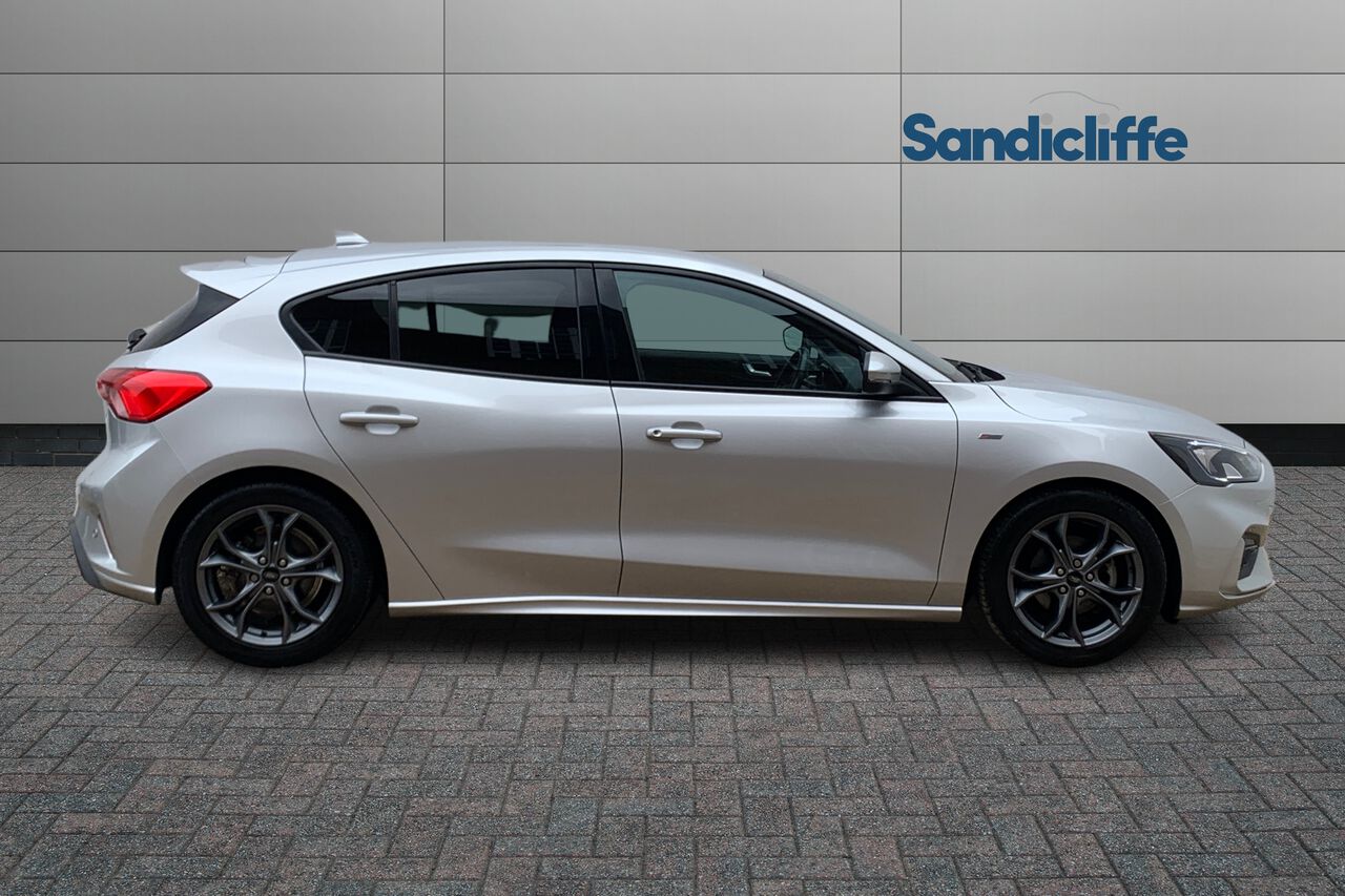 FORD FOCUS, , hi-res