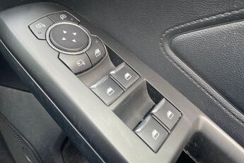 FORD FOCUS, , hi-res