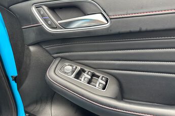 MG MOTOR UK HS, , hi-res