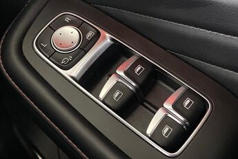 MG MOTOR UK HS, , hi-res