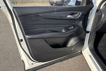 MG MOTOR UK HS, , hi-res