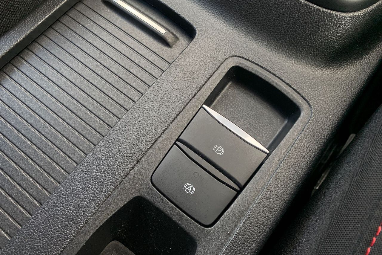 FORD FOCUS, , hi-res