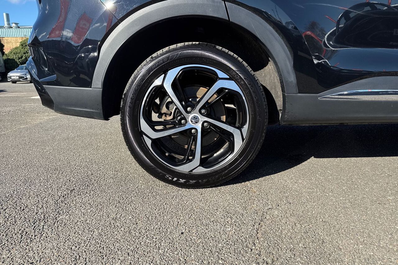 MG MOTOR UK HS, , hi-res