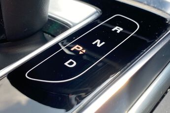 MG MOTOR UK HS, , hi-res