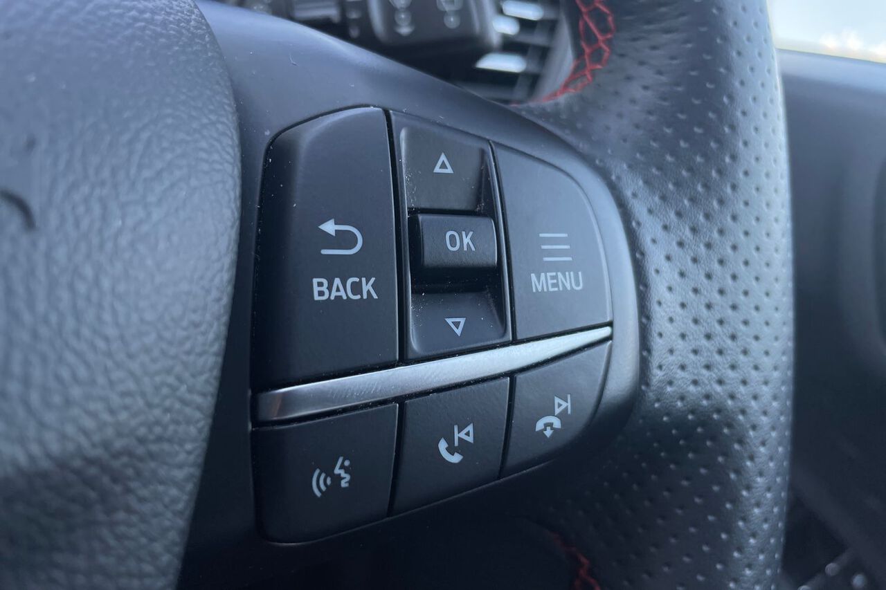 FORD KUGA, , hi-res