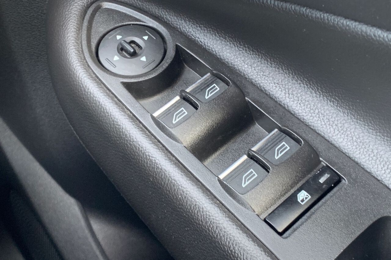 FORD KUGA, , hi-res