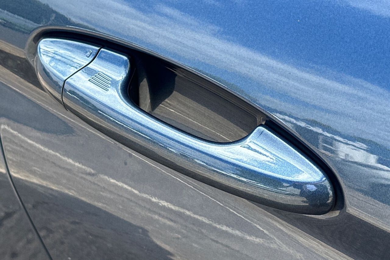 FORD FIESTA, , hi-res