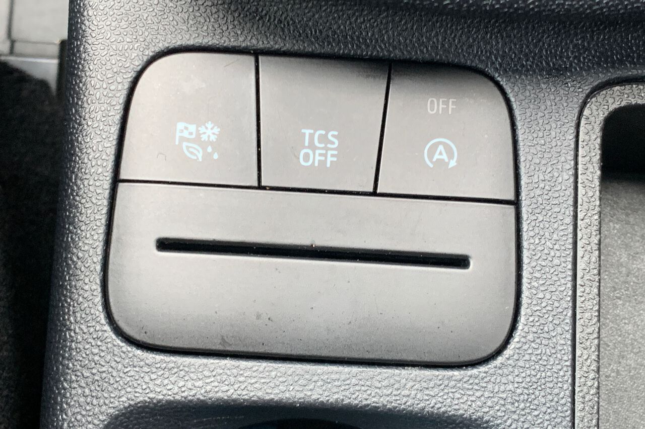 FORD FIESTA, , hi-res