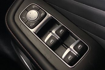 MG MOTOR UK HS, , hi-res