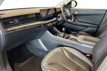 MG MOTOR UK HS, , hi-res