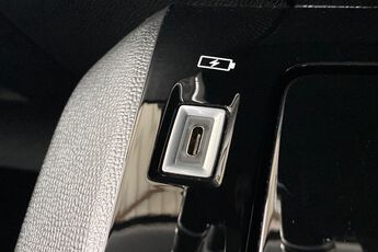 PEUGEOT 208, , hi-res