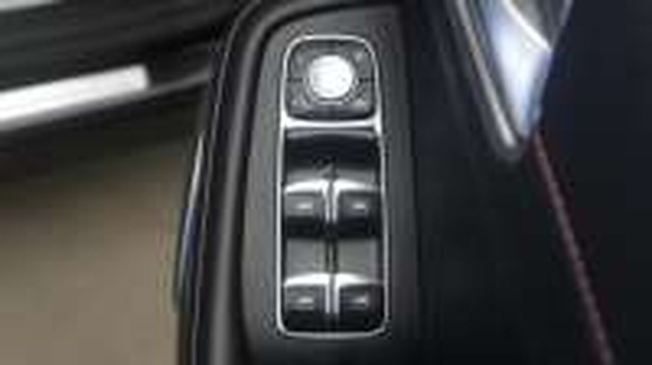 MG MOTOR UK HS, , hi-res