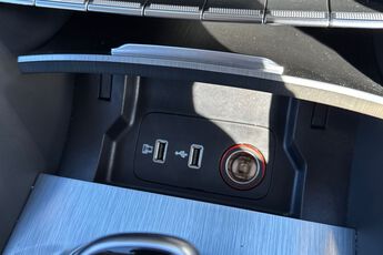 MG MOTOR UK HS, , hi-res