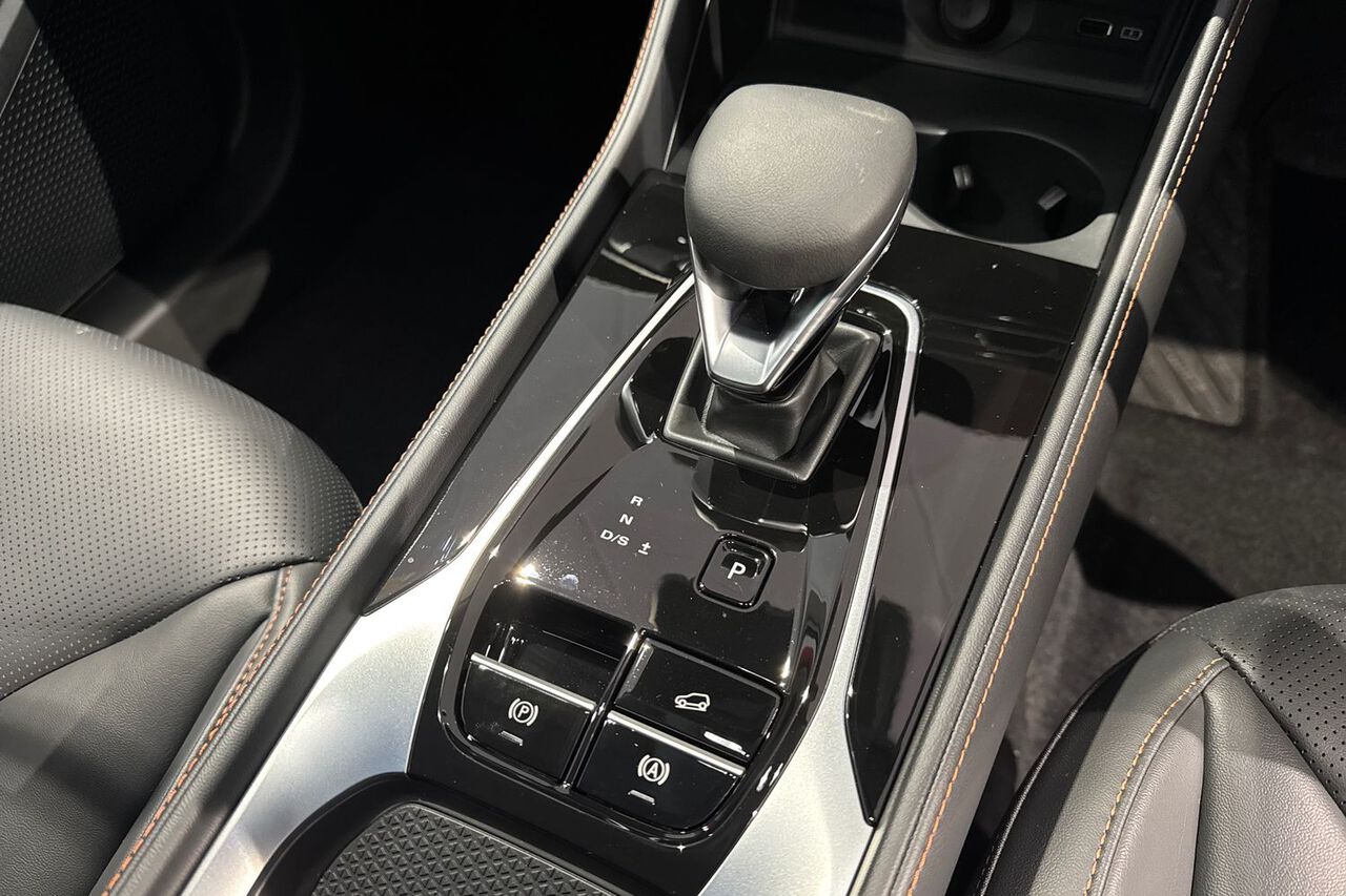 MG MOTOR UK HS, , hi-res