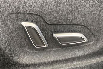 MG MOTOR UK HS, , hi-res