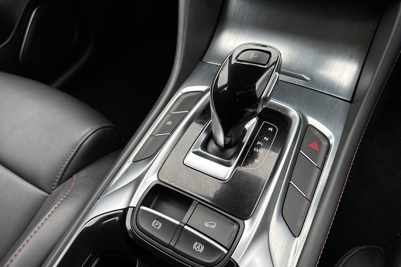 MG MOTOR UK HS, , hi-res