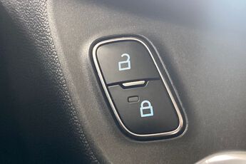 FORD FIESTA, , hi-res