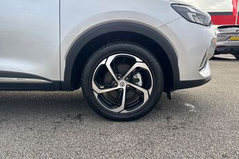 MG MOTOR UK HS, , hi-res