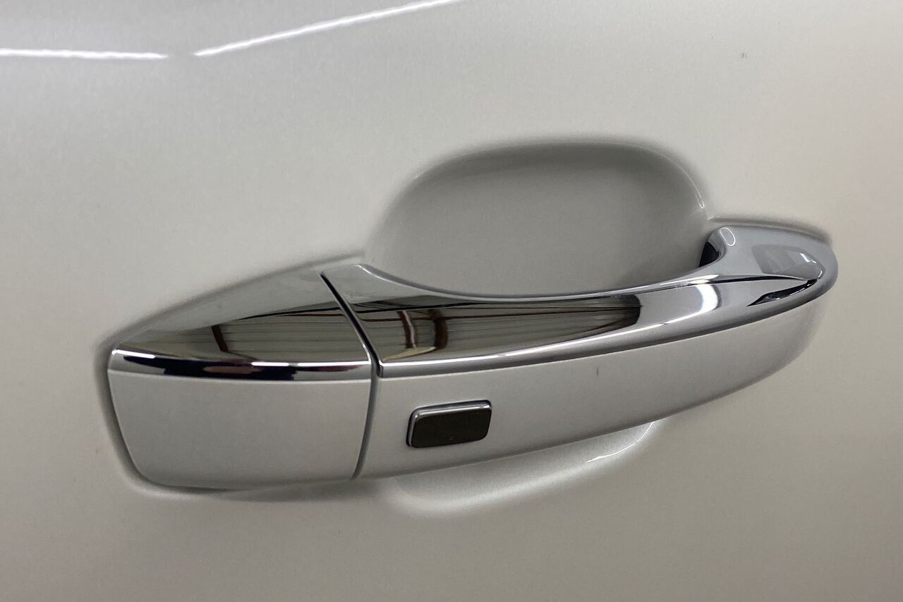 MG MOTOR UK HS, , hi-res