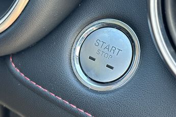 MG MOTOR UK HS, , hi-res