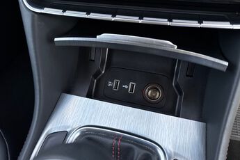 MG MOTOR UK HS, , hi-res