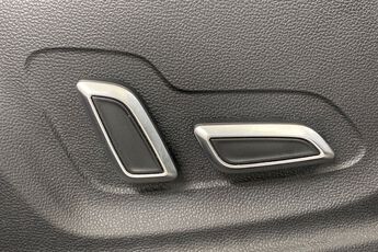 MG MOTOR UK HS, , hi-res