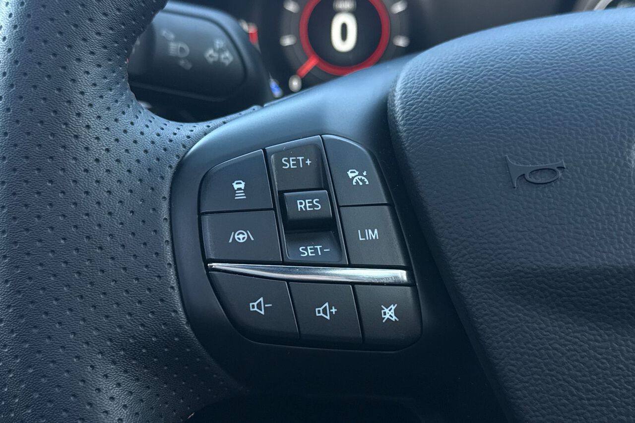 FORD KUGA, , hi-res