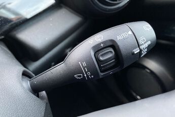 MINI HATCHBACK, , hi-res