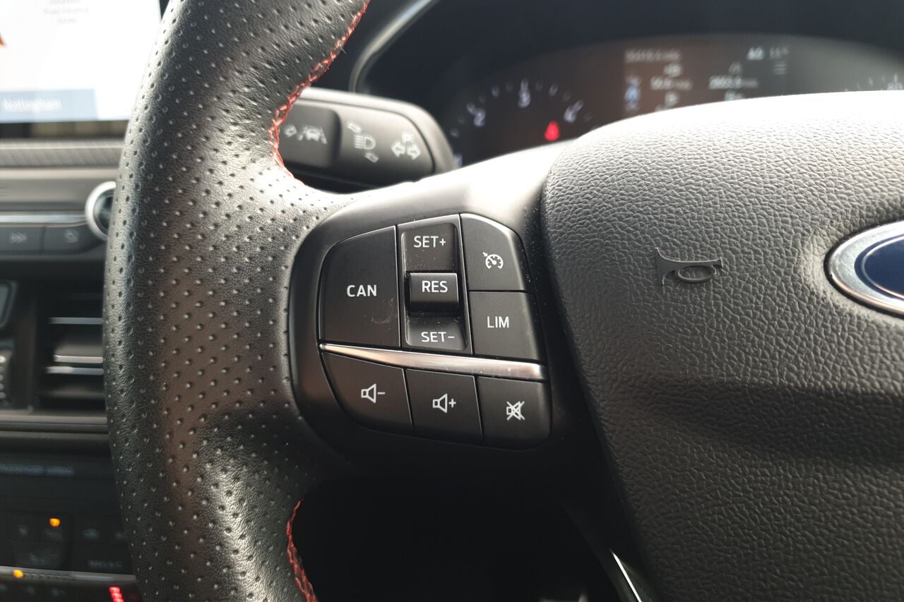 FORD FOCUS, , hi-res