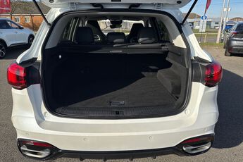 MG MOTOR UK HS, , hi-res