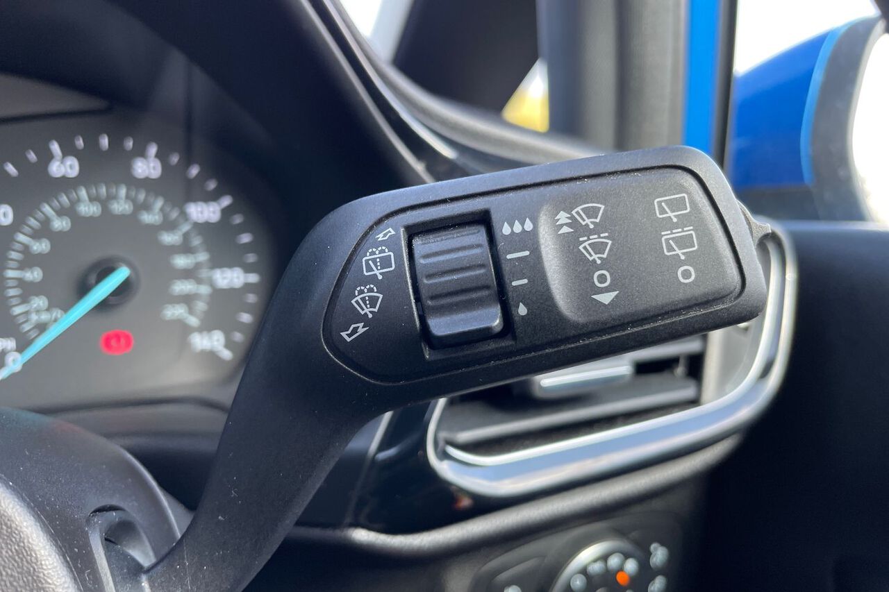 FORD FIESTA, , hi-res