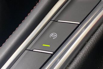 MG MOTOR UK HS, , hi-res