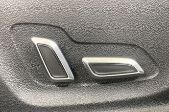 MG MOTOR UK HS, , hi-res