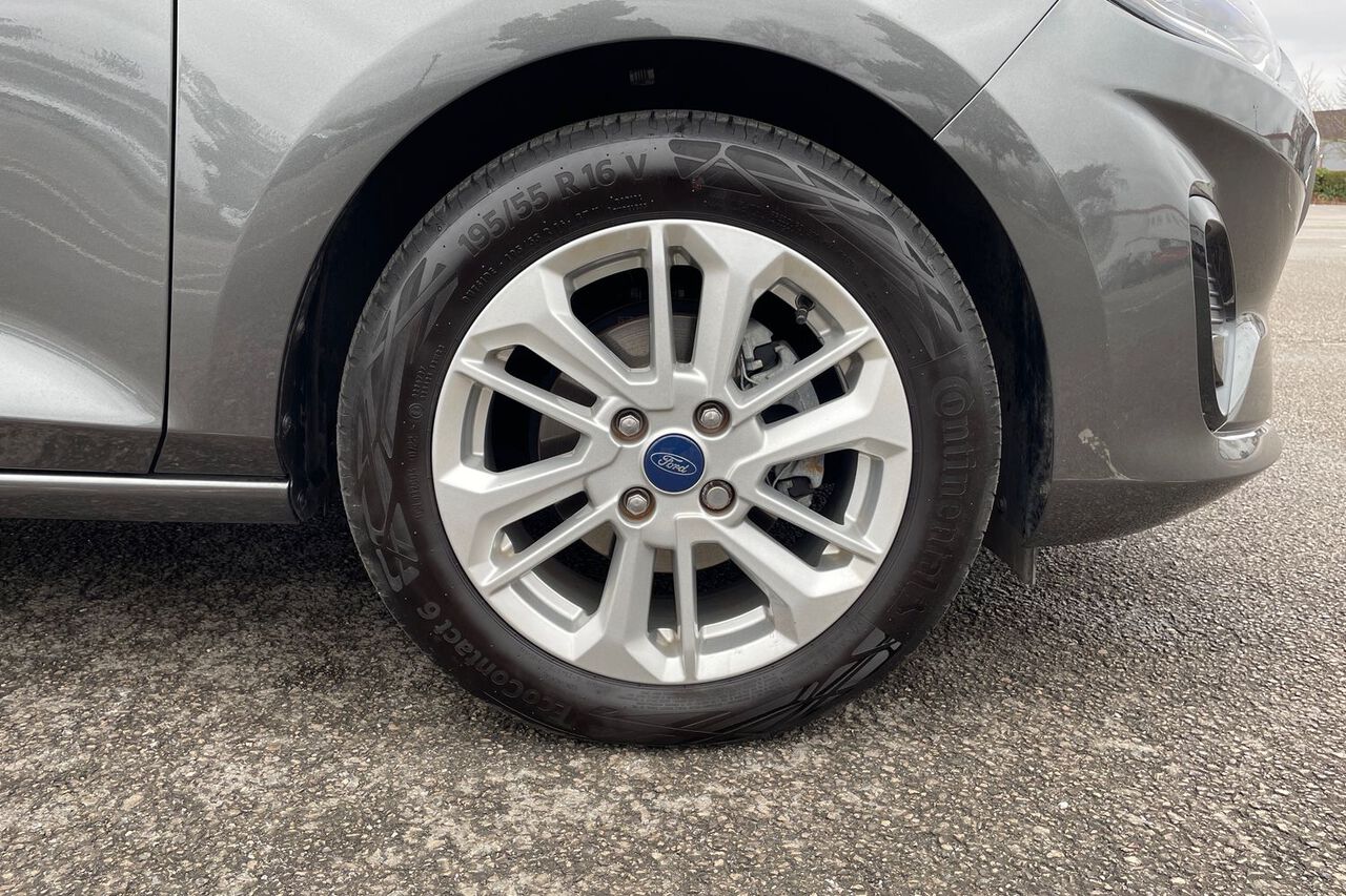 FORD FIESTA, , hi-res