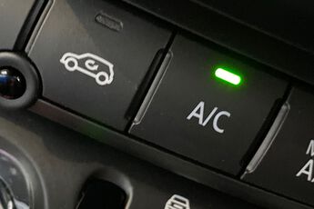 MINI HATCHBACK, , hi-res
