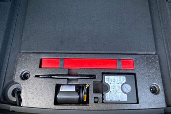 MG MOTOR UK MG4, , hi-res
