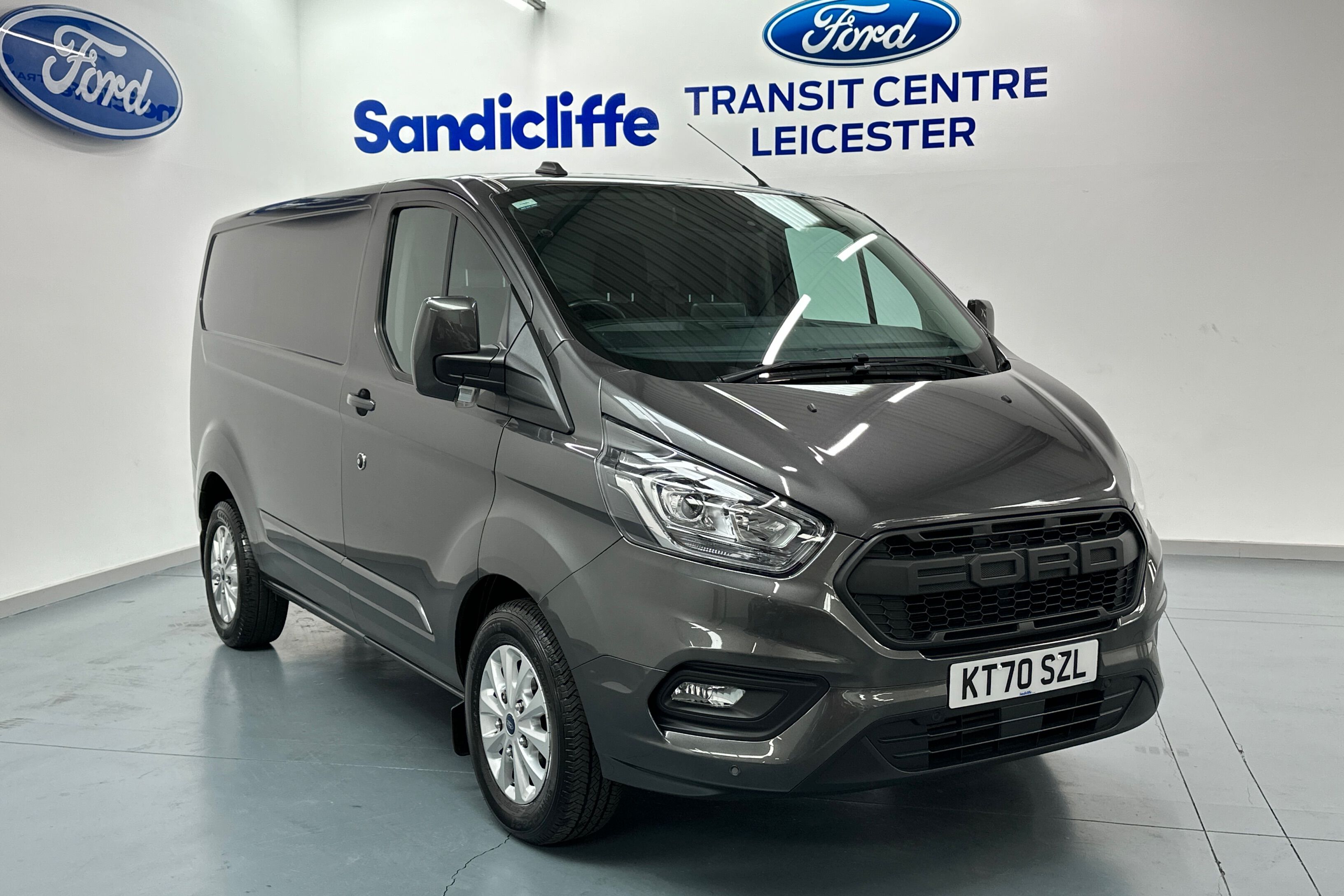 Ford transit custom 2025 limited magnetic grey
