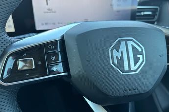 MG MOTOR UK HS, , hi-res