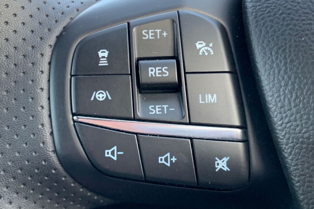 FORD KUGA, , hi-res