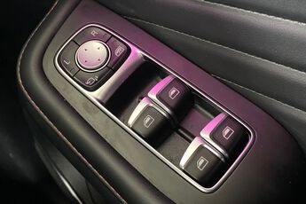 MG MOTOR UK HS, , hi-res