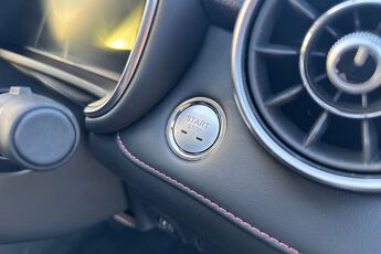 MG MOTOR UK HS, , hi-res