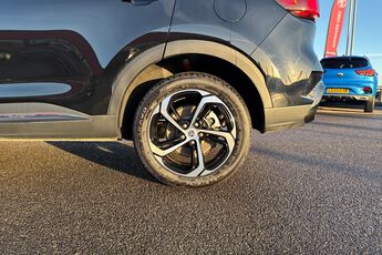 MG MOTOR UK HS, , hi-res