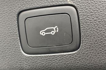 MG MOTOR UK HS, , hi-res