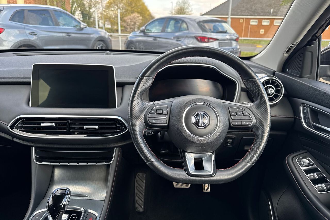 MG MOTOR UK HS, , hi-res
