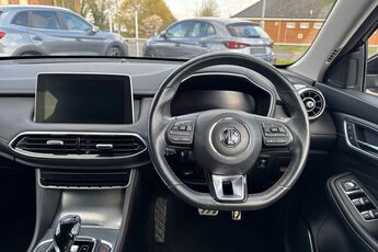 MG MOTOR UK HS, , hi-res