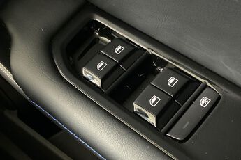 MG MOTOR UK MG4, , hi-res
