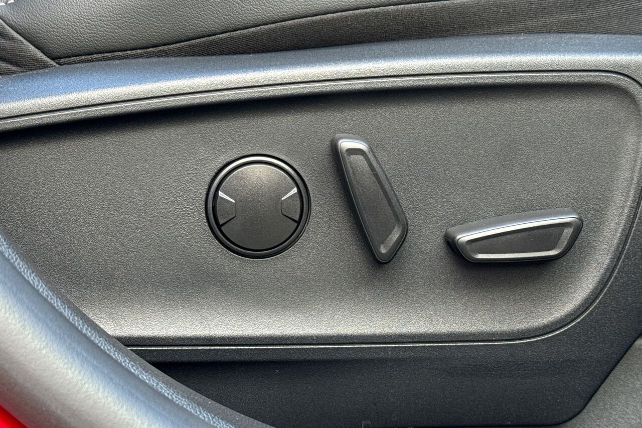 FORD KUGA, , hi-res